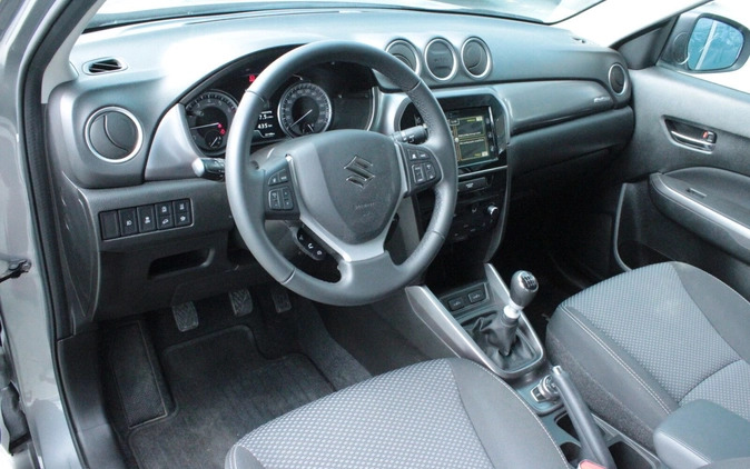Suzuki Vitara cena 102900 przebieg: 22167, rok produkcji 2023 z Słubice małe 277
